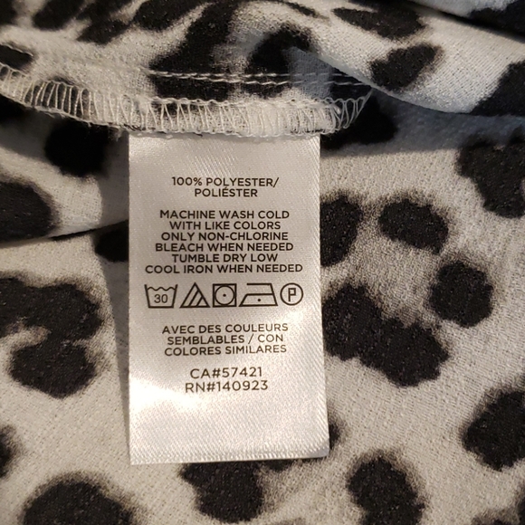 NWT - Ann Taylor Factory Snow Leopard Blouse - Picture 7 of 10